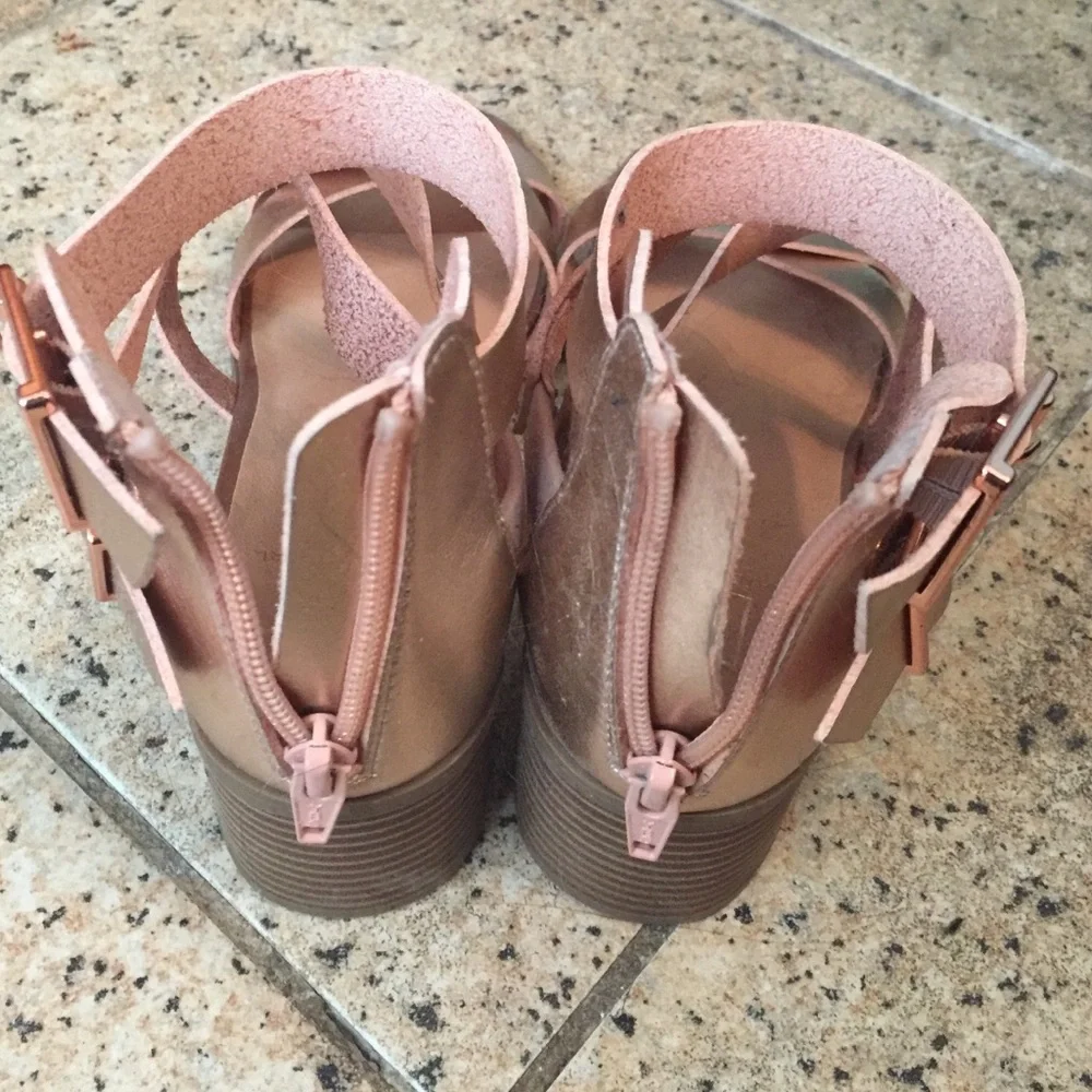 Material girl sandals - Picture 2 of 3